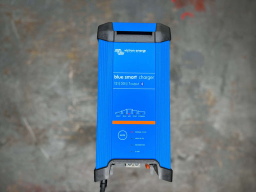 Blue Smart IP67 Waterproof Charger — Intelligent Controls