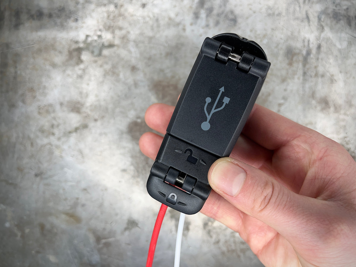 Scanstrut ROKK Charge Pro USB-A & USB-C Socket Charger — Intelligent  Controls